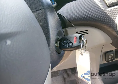 2010 Honda Insight Ex from USA, damaged, VIN JHMZE2H72AS000785